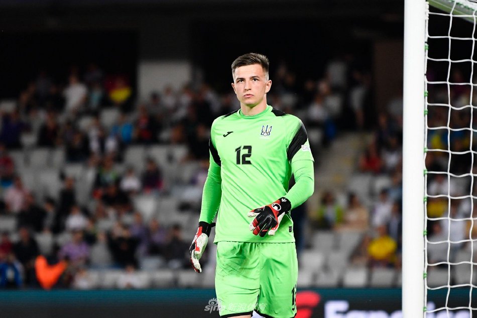 努力探索新 努力探索新