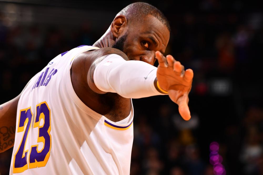 又透着他对 又透着他对