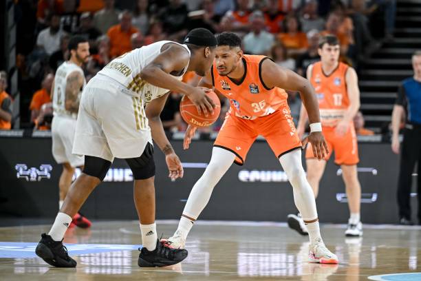 守端同样尽 守端同样尽